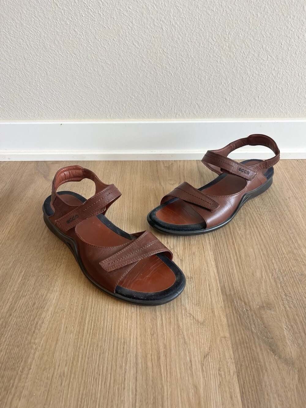 ECCO, Women's Brown Leather Adjustable Comfort Walking Sandals, 41 EU/US 9.5-10